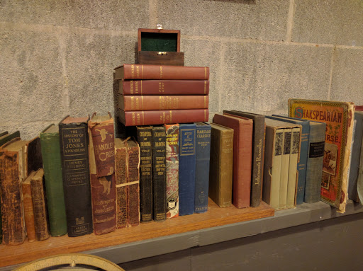 Book Store «Uncharted Books», reviews and photos, 2620 N Milwaukee Ave, Chicago, IL 60647, USA