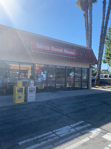 Dessert Shop «Gilroy Donut House», reviews and photos, 703 1st St, Gilroy, CA 95020, USA