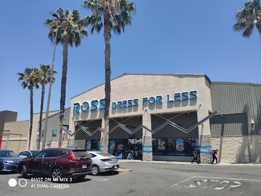 Clothing Store «Ross Dress for Less», reviews and photos, 7884 Van Nuys Blvd, Van Nuys, CA 91402, USA