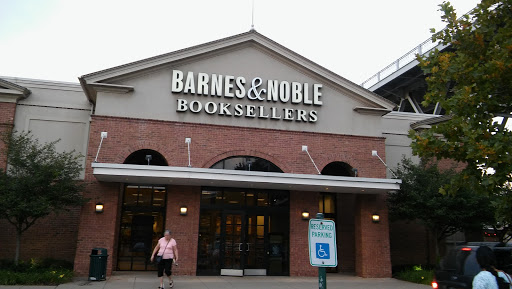 Book Store «Barnes & Noble», reviews and photos, 100 W Bridge St, Homestead, PA 15120, USA