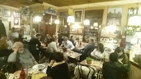 Atmosphère du Restaurant français Bouchon Tupin à Lyon - n°17