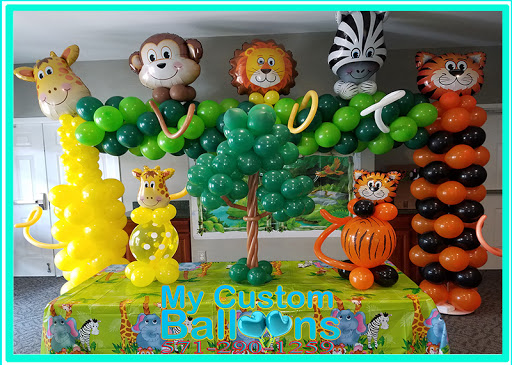 Balloon artist Arlington