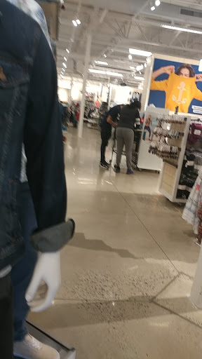 Clothing Store «Old Navy», reviews and photos, 12300 Jefferson Ave, Newport News, VA 23602, USA