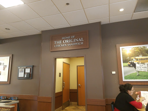 Fast Food Restaurant «Chick-fil-A», reviews and photos, 10180 W McDowell Rd, Avondale, AZ 85392, USA