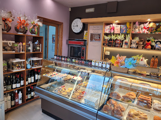 Pastelería Miguel Angel en Bertamiráns, La Coruña
