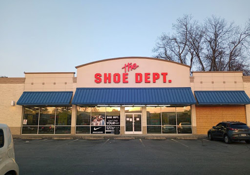 Shoe Dept., 1106 N Main St, Suffolk, VA 23434, USA, 