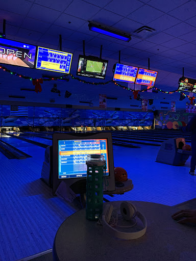 Bowling Alley «Al-Mar Lanes», reviews and photos, 1010 N Main St, Bowling Green, OH 43402, USA
