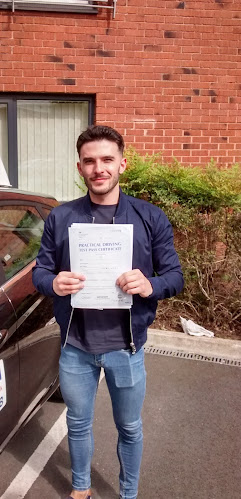 Reviews of Stu Green Driving Instructor Automatic Driving Lessons in Warrington - Driving school