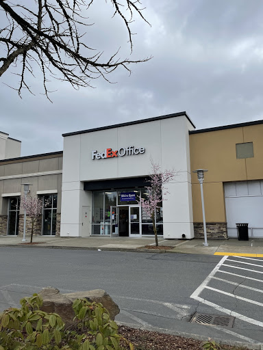 Print Shop «FedEx Office Print & Ship Center», reviews and photos, 2915 Harrison Ave NW #210, Olympia, WA 98502, USA