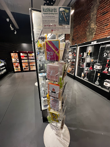 Tobacco Shop «Amsterdam Smoke and Vape Store», reviews and photos, 315 Pine Ave, Long Beach, CA 90802, USA