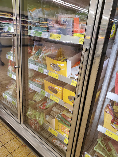 Supermarket «ALDI», reviews and photos, 7235 39th St, Lyons, IL 60534, USA