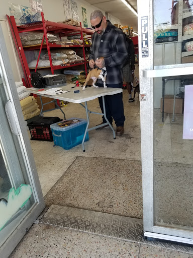 Pet Supply Store «Red Barn Feed Also», reviews and photos, 10142 Balboa Blvd, Granada Hills, CA 91344, USA