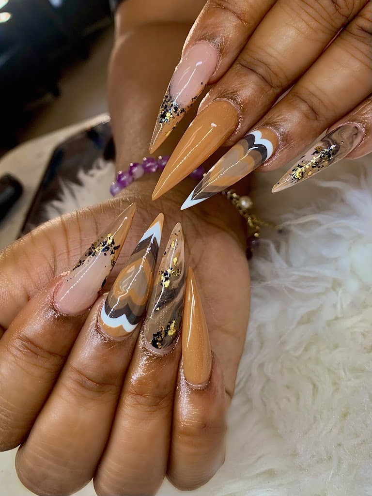 Luxury Nails and Spa 31904