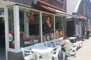 Doy Doy Kebabhaus image