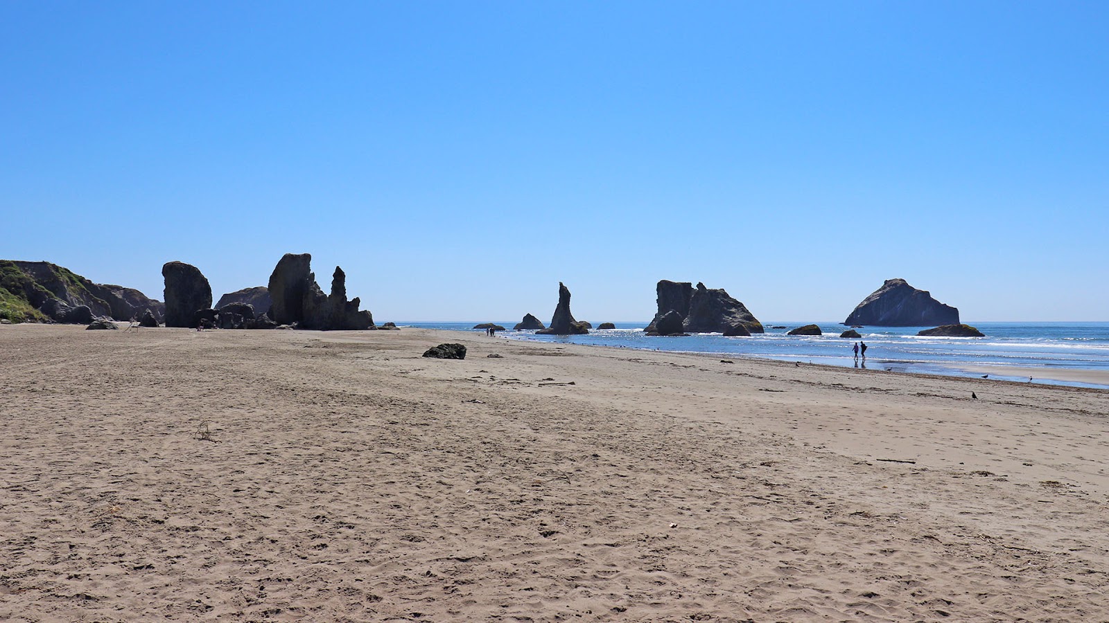 Foto av Bandon Beach och dess vackra landskap