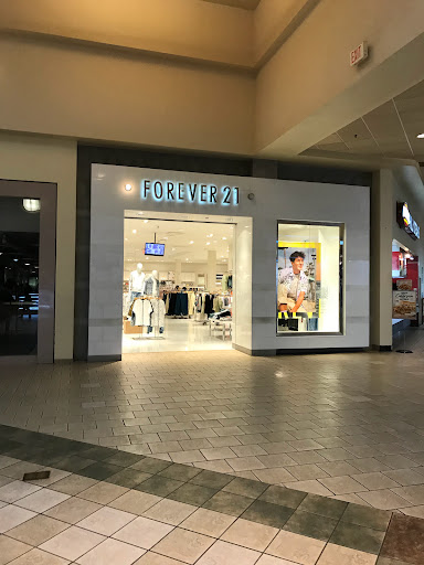 Shopping Mall «Brunswick Square», reviews and photos, 755 NJ-18, East Brunswick, NJ 08816, USA