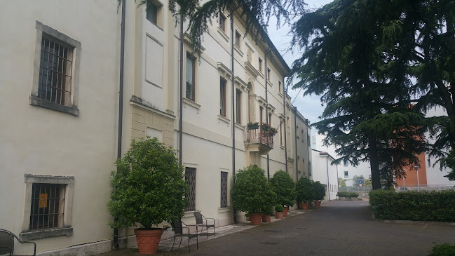 Recensioni di Istituto Assistenza Anziani - Villa Monga a Verona - Casa di riposo