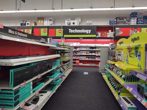 Office Supply Store «Staples», reviews and photos, 7865 W Bell Rd, Peoria, AZ 85382, USA