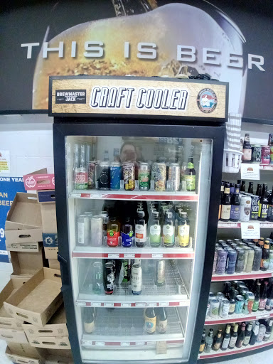 Liquor Store «Yankee Spirits», reviews and photos, 376 Main St, Sturbridge, MA 01566, USA