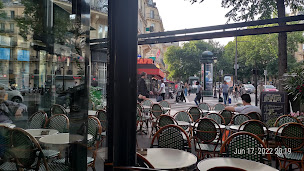 Photo n°69 de Romy's Bar Restaurant à Paris ()