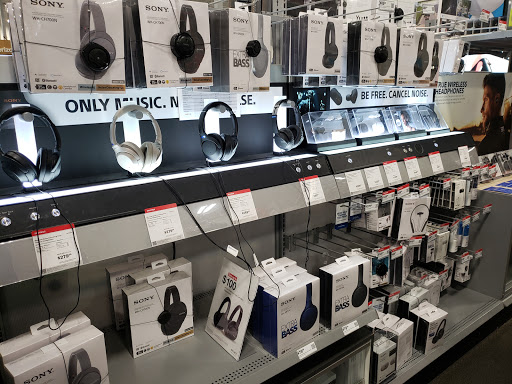 Electronics Store «Best Buy», reviews and photos, 15854 South La Grange Road, Orland Park, IL 60462, USA