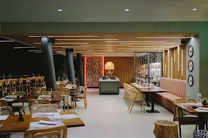 Umami Sushi & Pan-Asian image