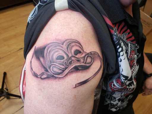 Tattoo Shop «White Lotus Tattoo & Fine Art», reviews and photos, 59 Main St, Toms River, NJ 08753, USA