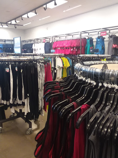 Sporting Goods Store «Nike Clearance Store», reviews and photos, 530 Outlet Village Blvd, Lebanon, TN 37090, USA