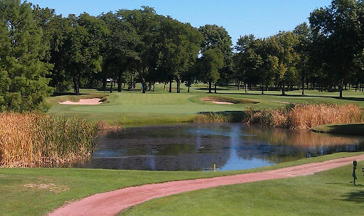 Country Club «La Grange Country Club», reviews and photos, 620 S Brainard Ave, La Grange, IL 60525, USA