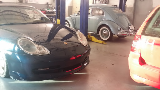 Auto Repair Shop «European Performance & Repair», reviews and photos, 400 1st St #10, Vero Beach, FL 32962, USA