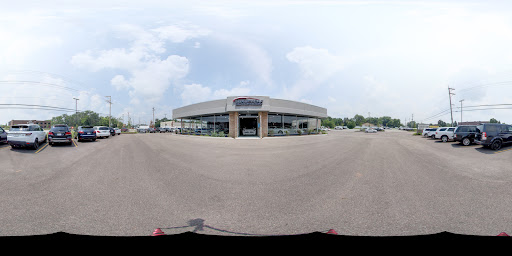 Car Dealer «LUXURY CAR OUTLET», reviews and photos, 751 W Roosevelt Rd, Lombard, IL 60106, USA