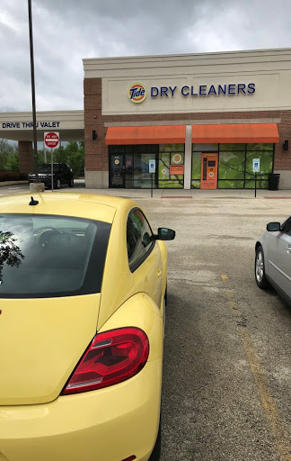 Dry Cleaner «Tide Dry Cleaners», reviews and photos, 293 Roosevelt Rd, Glen Ellyn, IL 60137, USA