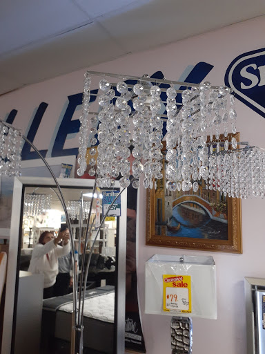 Furniture Wholesaler «The Original Discount Furniture», reviews and photos, 2822 US-1, Fort Pierce, FL 34982, USA