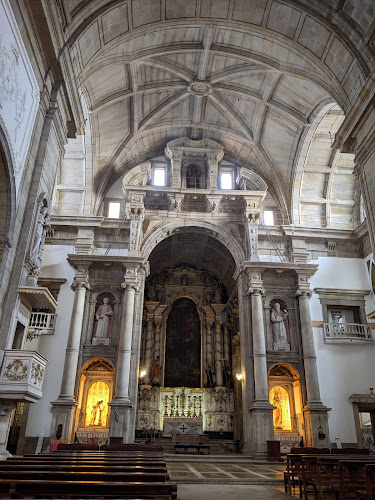 Avaliações doIgreja de São Lourenço em Porto - Igreja