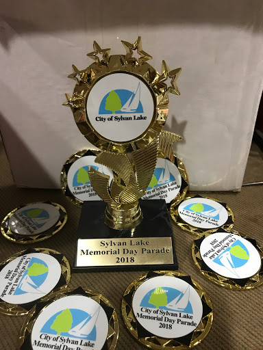 Trophy Shop «Winning Imprints and Custom Trophies», reviews and photos, 3307 Orchard Lake Rd, Keego Harbor, MI 48320, USA