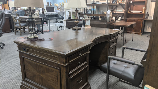 Furniture Store «Furnish 123», reviews and photos, 3235 E Hamilton Ave, Eau Claire, WI 54701, USA