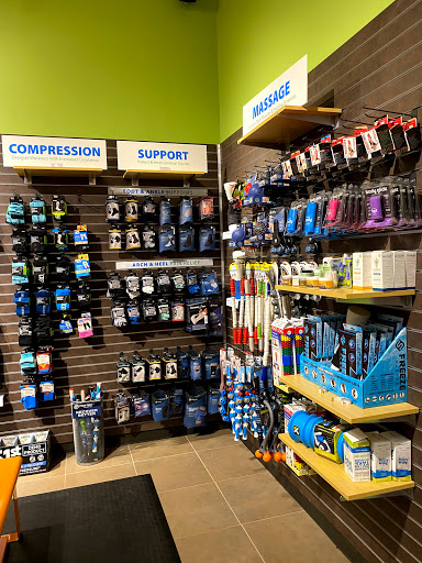 Running Store «Road Runner Sports», reviews and photos, 1120 W Broad St, Falls Church, VA 22046, USA