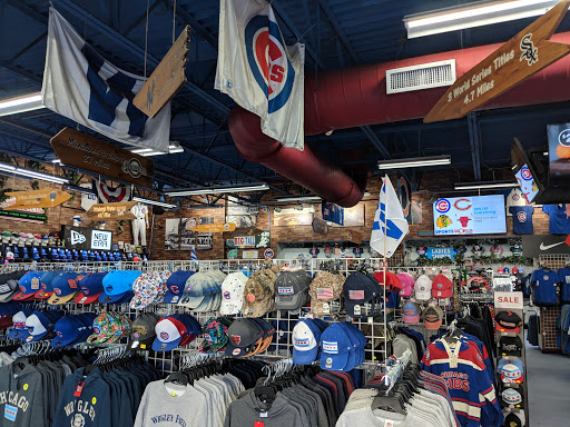Sportswear Store «Sports World Chicago», reviews and photos, 3555 N Clark St, Chicago, IL 60657, USA
