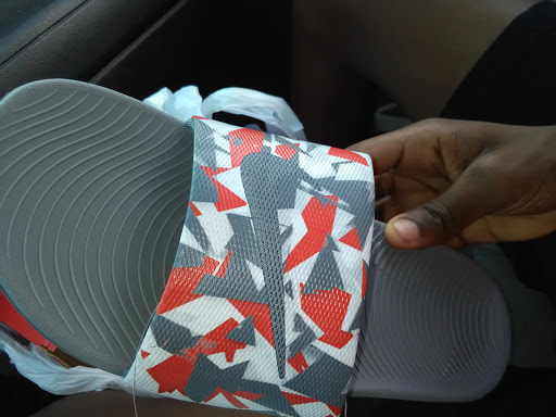 Shoe Store «Shoe Carnival», reviews and photos, 2945 Scottsville Rd, Bowling Green, KY 42104, USA