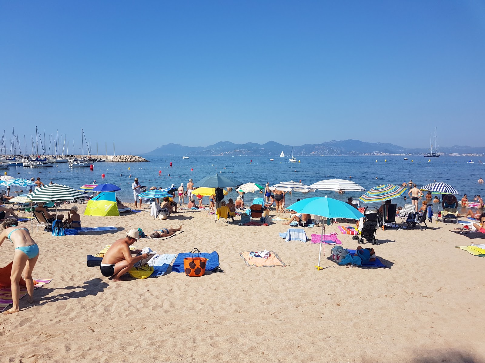Foto van Bijou Strand - populaire plek onder ontspanningskenners