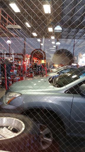 Tire Shop «Discount Tire», reviews and photos, 1325 State St, Orem, UT 84097, USA