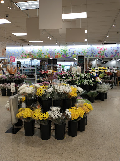 Grocery Store «Horrocks Market», reviews and photos, 4455 Breton Rd SE, Kentwood, MI 49508, USA