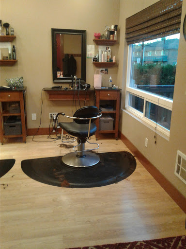 Hair Salon «Tanglez Salon», reviews and photos, 136 N Blakeley St, Monroe, WA 98272, USA