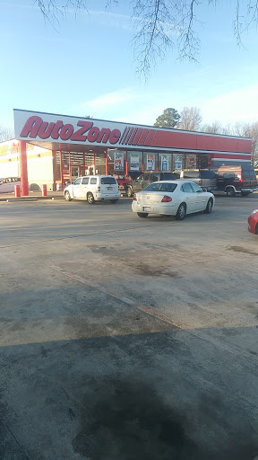 AutoZone, 901 Summit Ave, Greensboro, NC 27405, USA, 