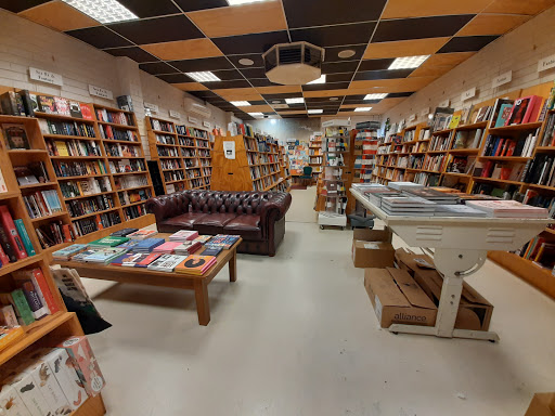 Cheap bookstores Perth