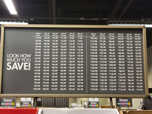 Shoe Store «DSW Designer Shoe Warehouse», reviews and photos, 635 E Boughton Rd, Bolingbrook, IL 60440, USA