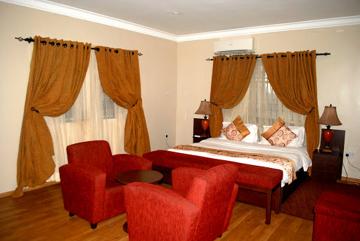 Grand Inn & Suites, 3, Gateway Stadium Road, GRA, Ijebu Ode Ijebu Ode LGA, 120222, Ijebu Ode, Nigeria, Spa, state Ogun