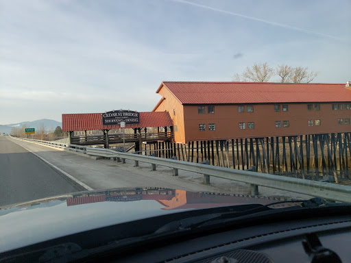 5th Avenue Car Wash en Sandpoint