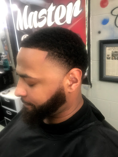 Barber Shop «Hats Off Classic Barber Shop», reviews and photos, 2400 Antioch Pike d, Antioch, TN 37013, USA