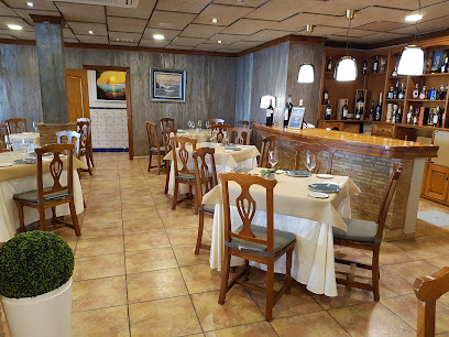 Restaurante Martín Morales - Cerca de Pueblo Indalo, P.º del Mediterráneo, 225, 04638 Mojácar, Almería, Spain